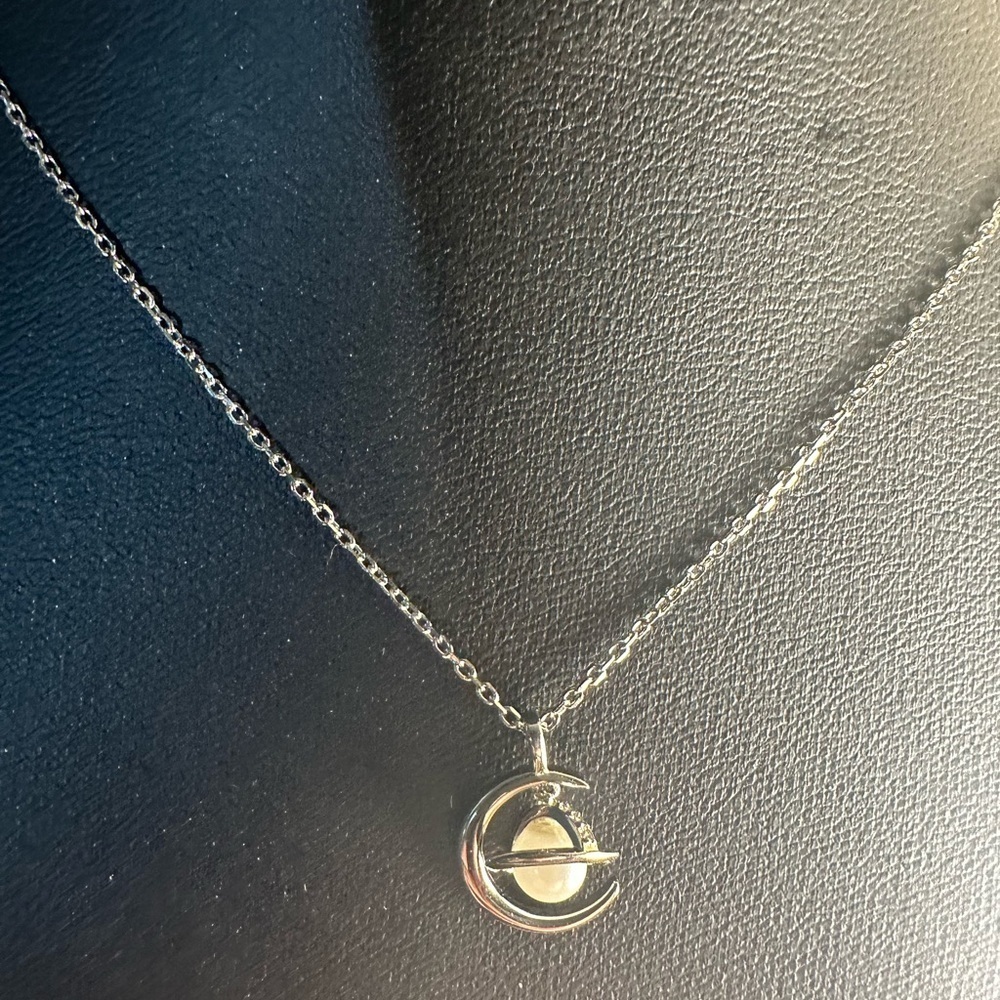 Elegant Silver Moon and Pearl Planet Pendant Necklace - Picture 5 of 7